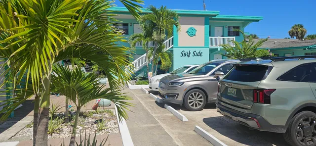 Surfside Suites