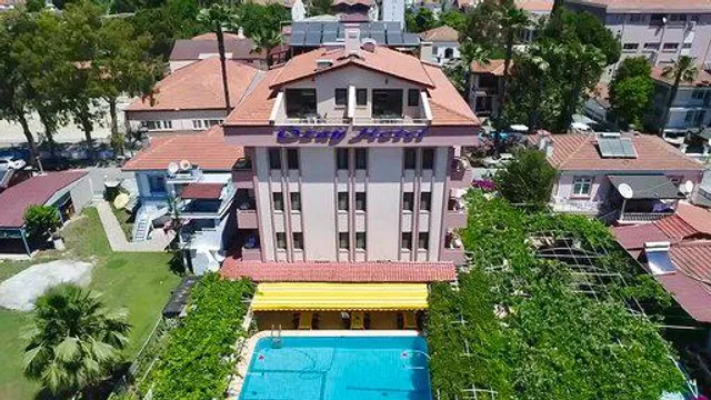 Özay Otel
