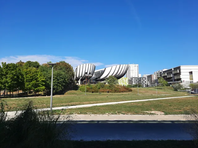 University of Reims Champagne Ardenne Campus Red Cross