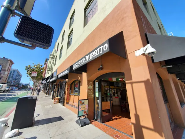 El Super Burrito