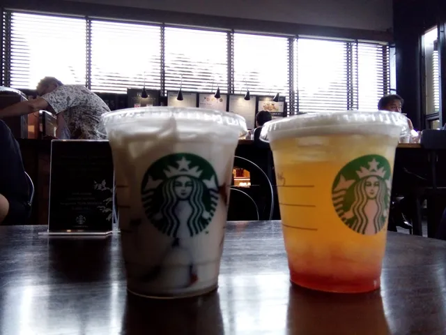 Starbucks Kuningan City