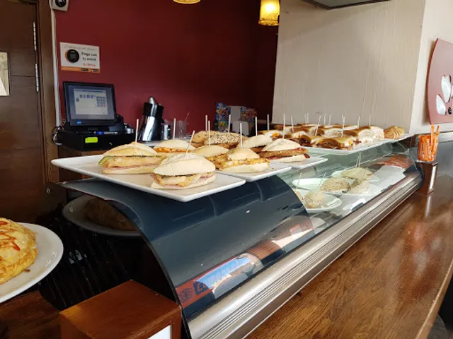 Cafetería "Let's Go"