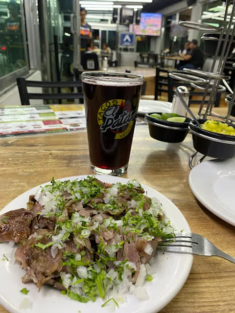 Tacos El Pata Plaza Constituyentes