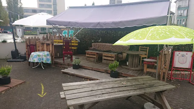 Zum glücklichen Bergschweinchen