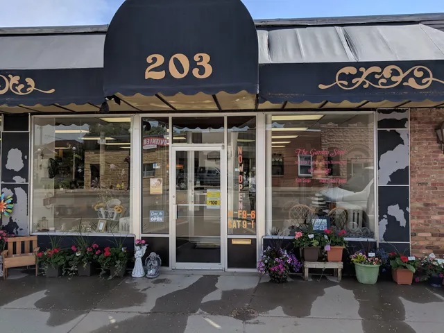 The Garden Shed Floral & Window Fashions