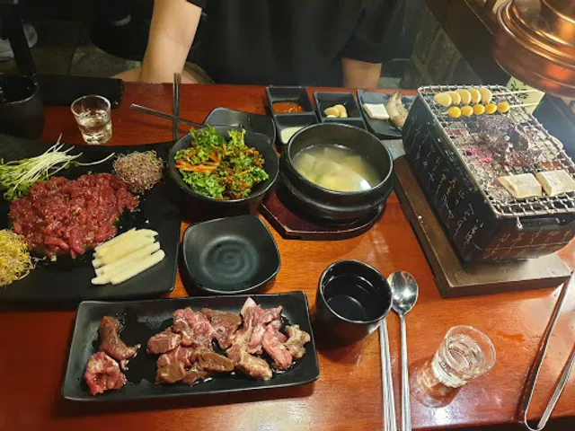 육회공작소 건대점