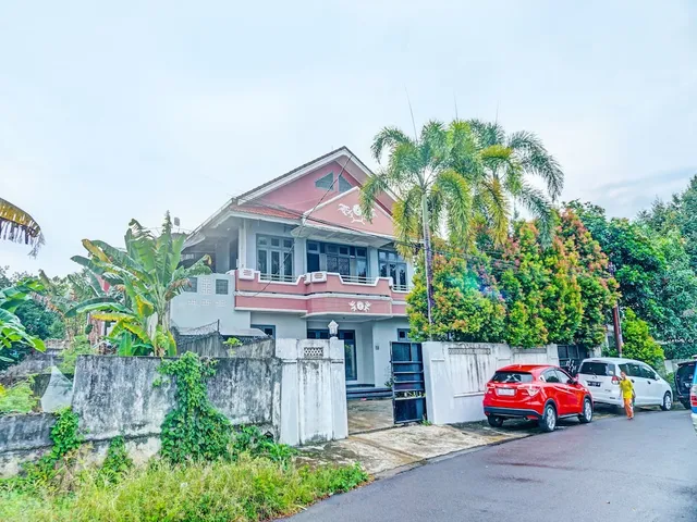 Super OYO 92189 Wisma Inayah Syariah