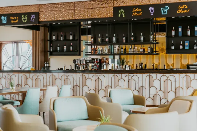 Bay Bar - À La Carte Halong bay