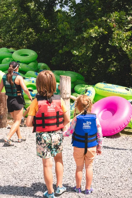 River & Trail - Shenandoah Tubing | Park & Paddle Adventures Location