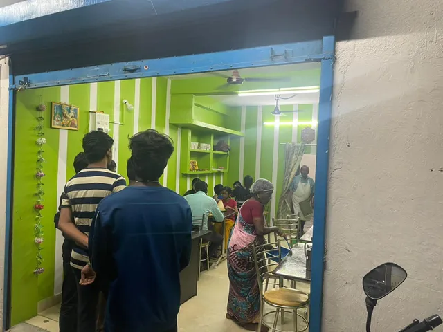 Aadhini Veg Restaurant