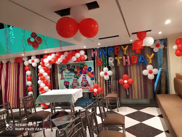 Anand Bhojnalay & Family Restaurant