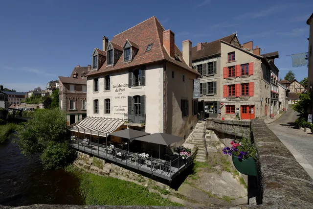 Hôtel Les Maisons du pont - Charme & Caractère
