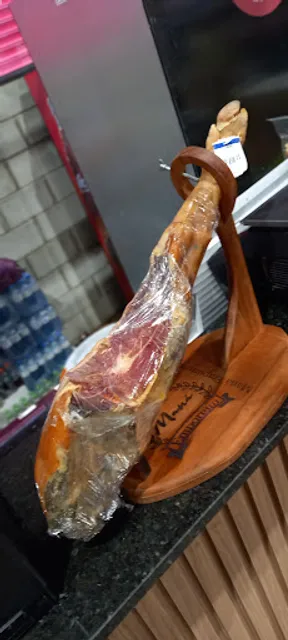 Maná Emporium Bistrô