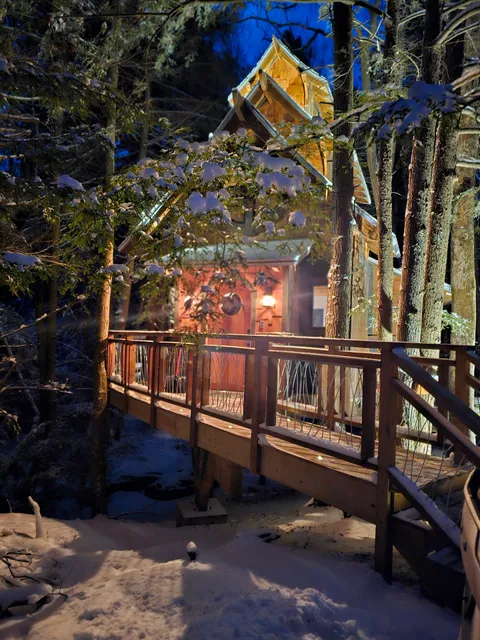 Hemlock Haven Retreats Luxury Treehouses