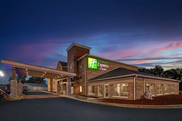 Holiday Inn Express & Suites Sunbury-Columbus Area by IHG