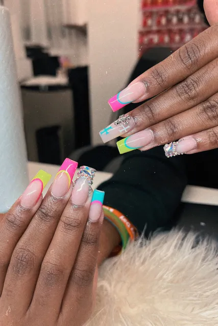 Glitterati Nail Lounge