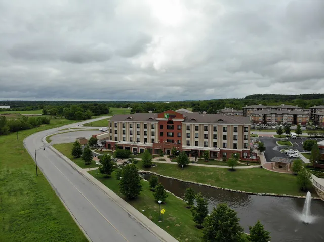 Holiday Inn Express & Suites Glenpool-Tulsa South by IHG