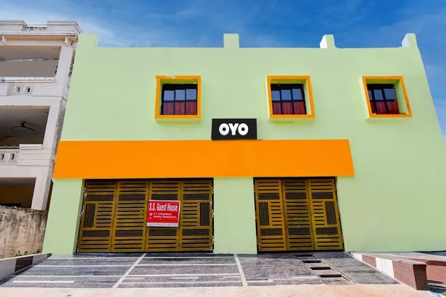 Hotel O S S Guesthouse