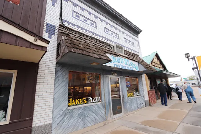 Jake's Pizza