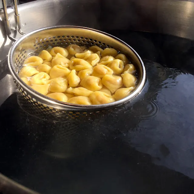 Tortellini e ciccioli