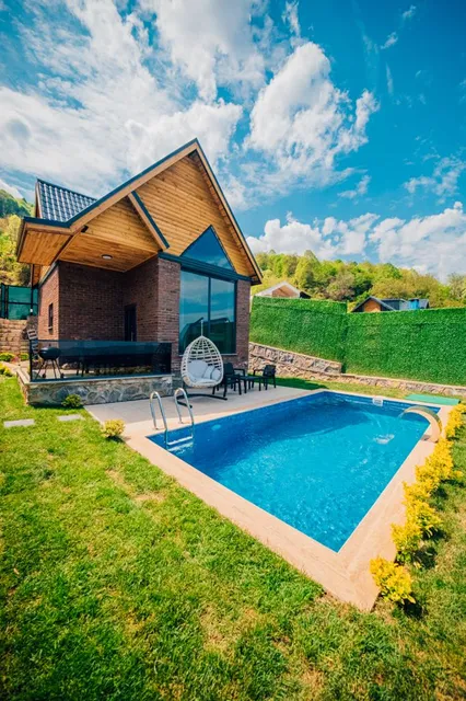 Ckrsuitbungalovsapanca