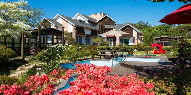 오르세펜션(Gyeongju Orsay Pension)