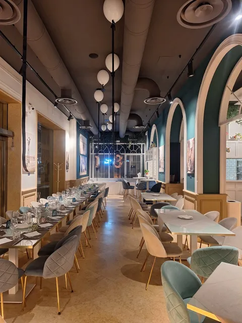 Amari Ventitre Restaurant