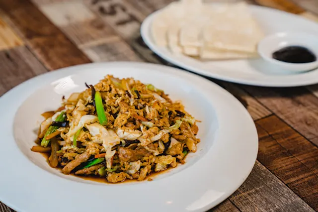 Lu's Bistro Chinese Cuisine