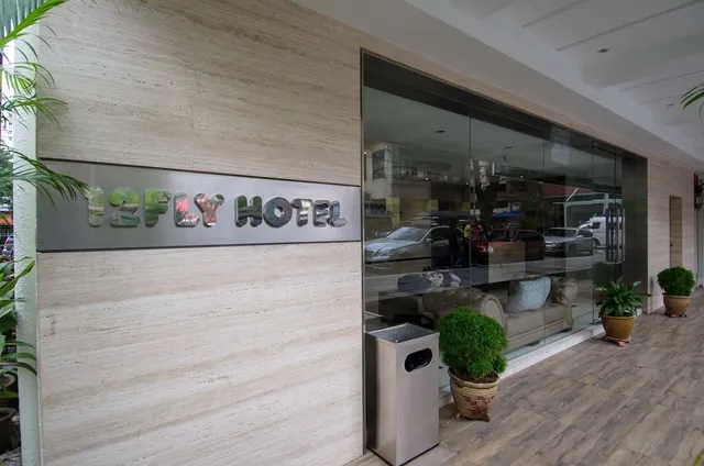 12FLY HOTEL