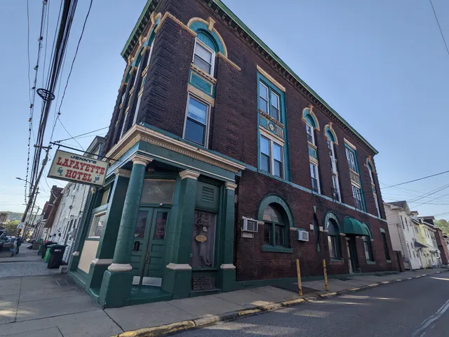 Jenny’s Lafayette Hotel