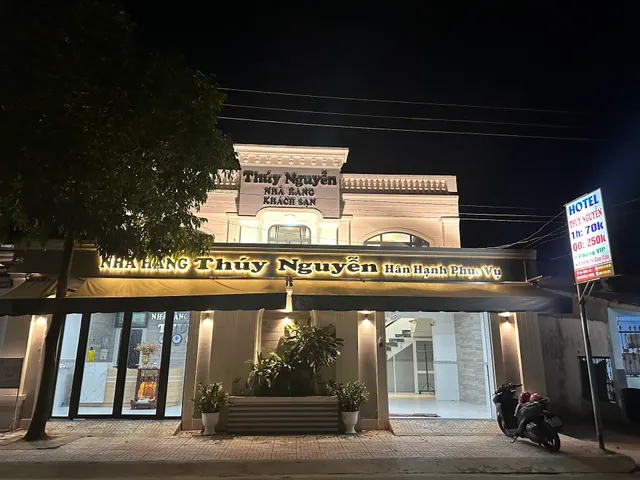 Khách sạn Thuý Nguyễn