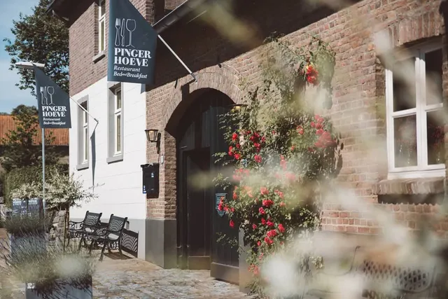 De Pingerhoeve Bar - Bistro - Hotel