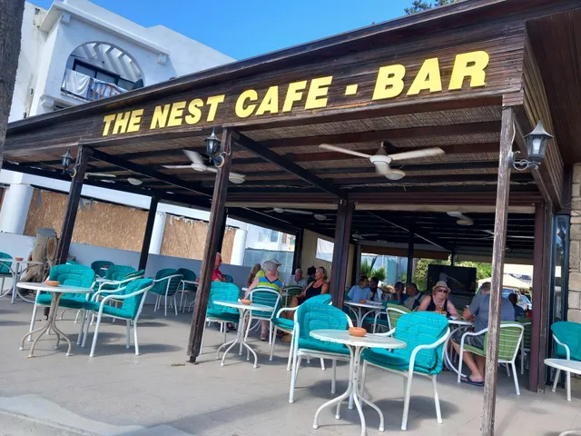 Nest Cafe Snack Bar