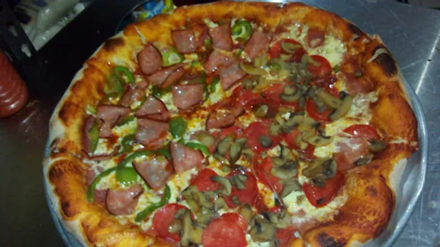 Pizza Messina’s Brisas