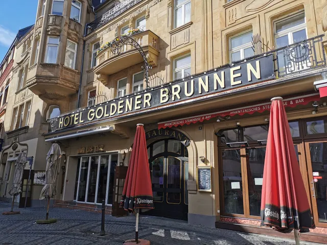 Hotel Goldener Brunnen