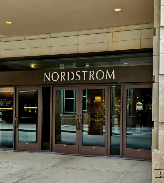 Spa Nordstrom - Somerset Collection