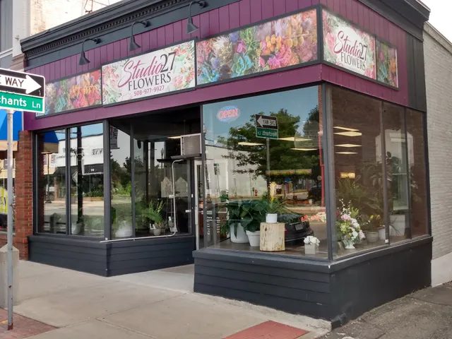 Studio 27 Flowers