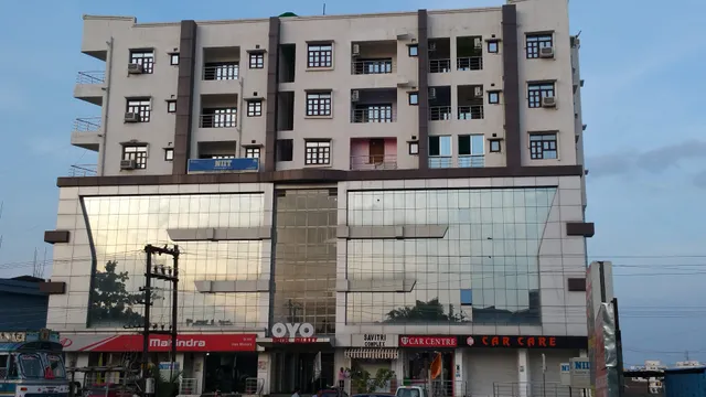 OYO 9675 Hotel Galaxy