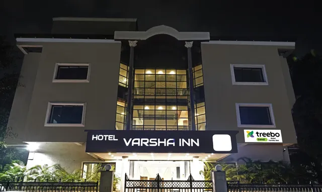Treebo Varsha Palace