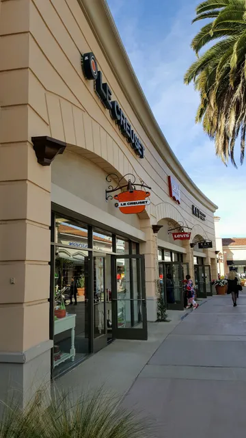 Le Creuset Outlet Store