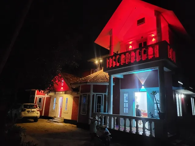 HEINRICH WOLFI HOMESTAY