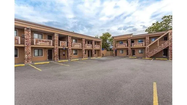 Travelodge by Wyndham South Hackensack