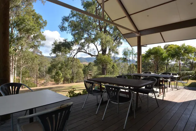 Elfin Hill Tourist Accommodation within the Hunter Valley Vineyards