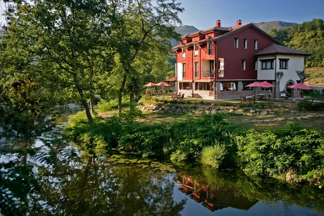 Hotel Rural Casa de Campo. Asturias.
