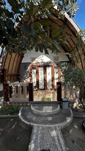 Meno Turtle Bungalows