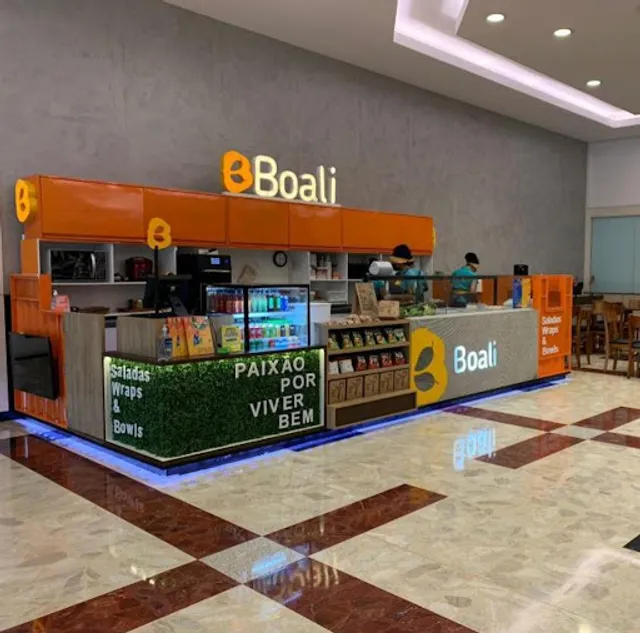 Boali Shopping Analia Franco