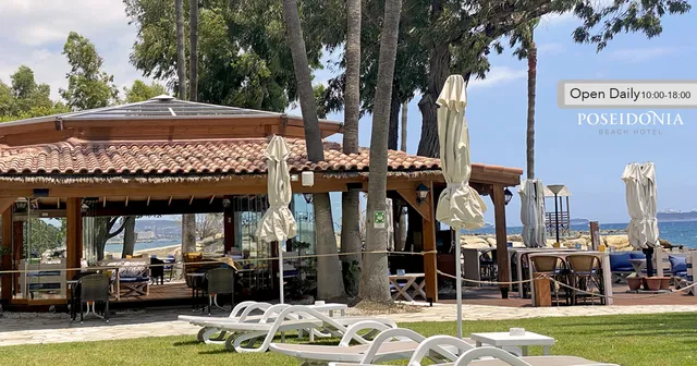Poseidonia Beach Hotel