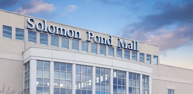 Solomon Pond Mall