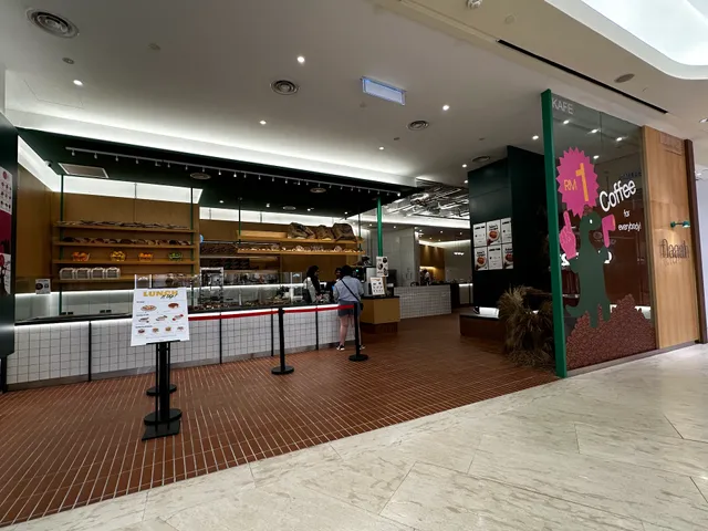 Flaaah The Bakery Cafe - The Gardens Mall