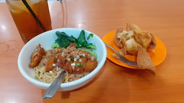 Mie Mapan Tropodo